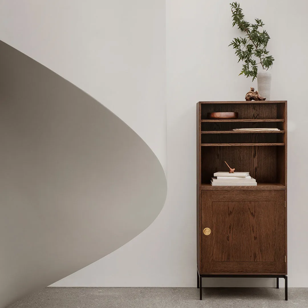 FK631110F Deep Standing Bookcase