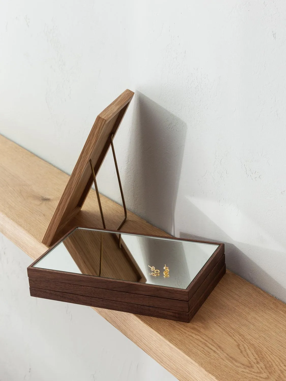 Hanada Stand Mirror